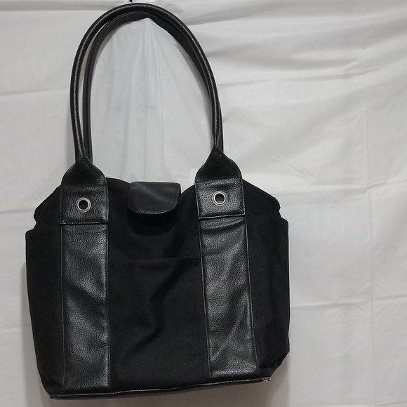 Tote Partly Leader Like & Nylon Shoulder Bag in Black - Picture 3 of 8